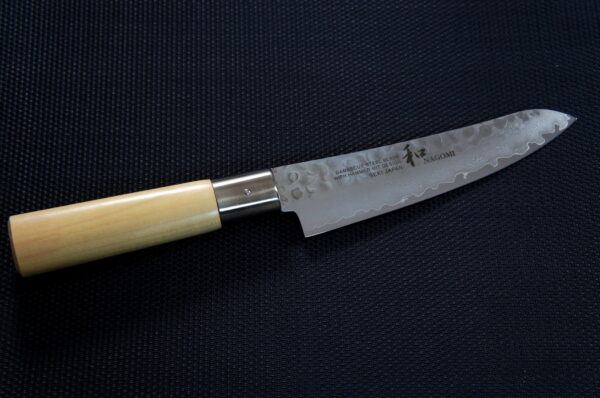 Nagomi Shiro Nóż uniwersalny 15cm